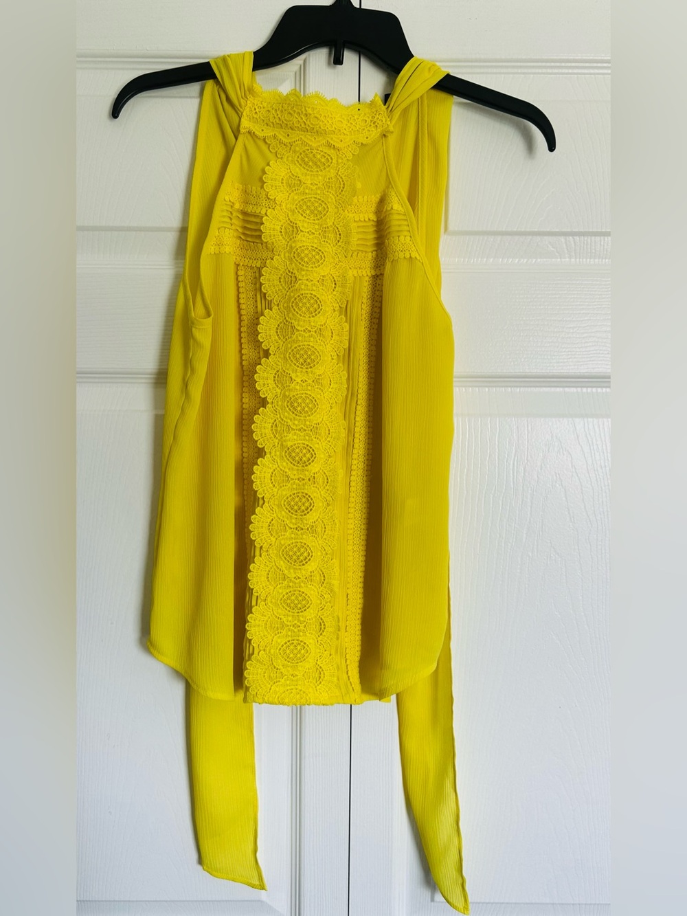 New York & Company Yellow Lace Tie-Neck Blouse XS